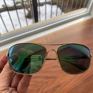 Authentic Oakley Sanctuary Sunglasses 004116